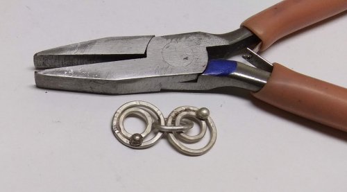 Judy Larson's Making Chain with Wubbers and Wire - , Contemporary Wire Jewelry, Making Chain, Chain Making , Butane Torch, Soldering, Solder, making chain with wubbers and wire